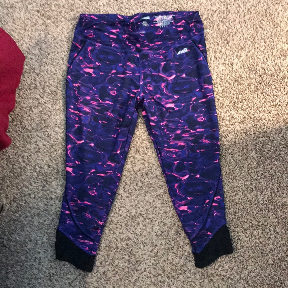 Avia Capri Leggings